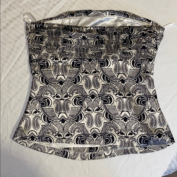 Arden b black and white print strapless blouse - Picture 2 of 3